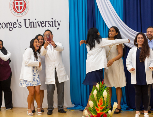 SGU Legacy Families Pass the Torch at Spring SOM + SVM White Coat Ceremonies